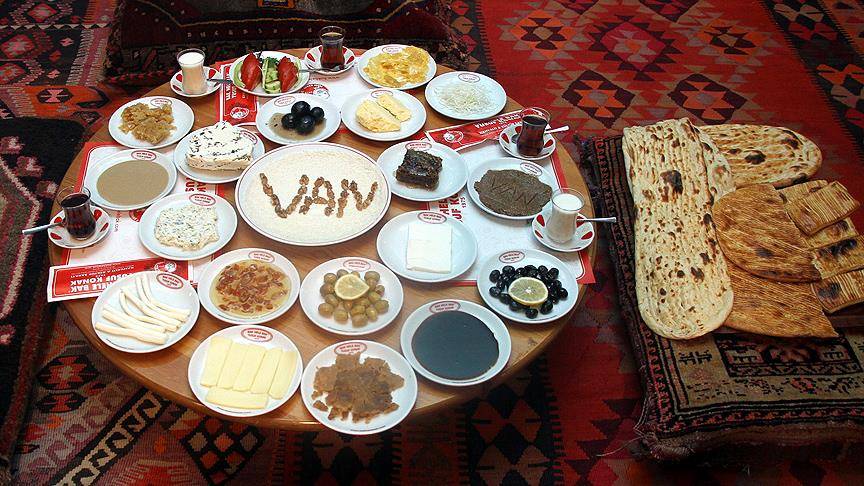 Katmer ve serpme kahvaltı dünyayı salladı! En iyi 10 kahvaltı listesi açıklandı! 9